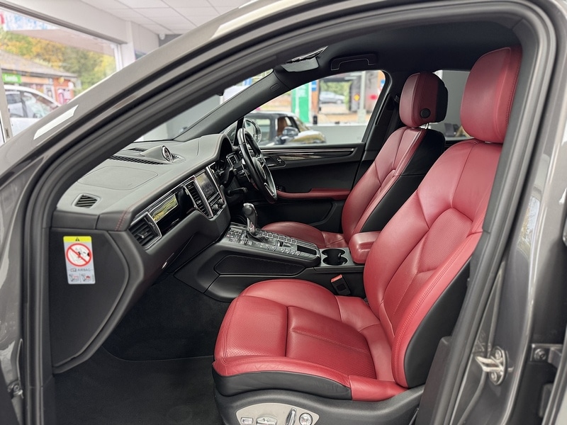 Used Porsche Macan 2015 for sale - 76536272: Photo 61