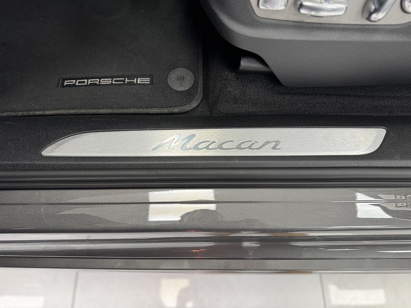 Used Porsche Macan 2015 for sale - 76536272: Photo 65