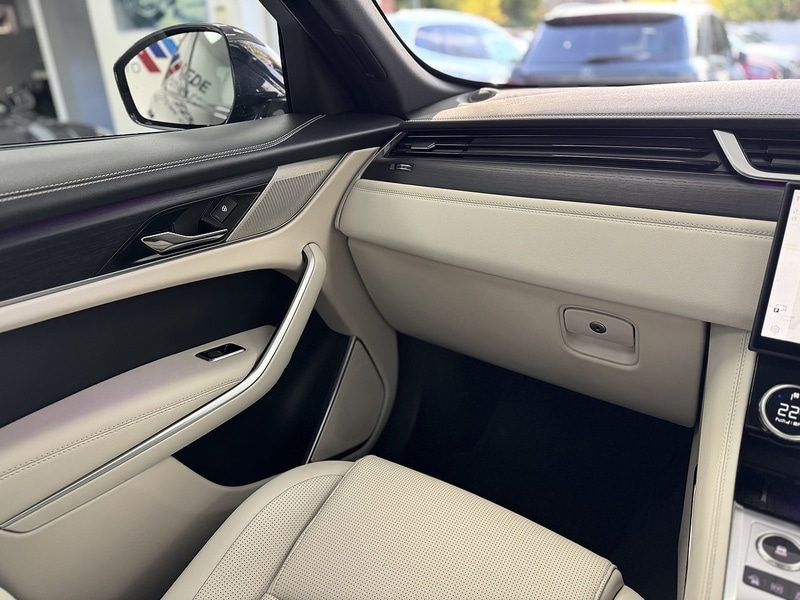 Used Jaguar F-Pace for sale - 76477941: Photo 21