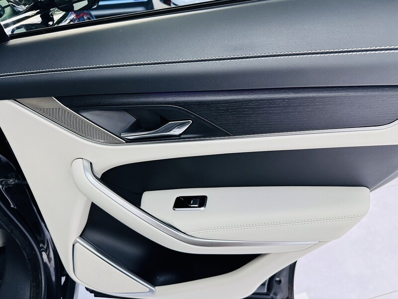 Used Jaguar F-Pace for sale - 76477941: Photo 67