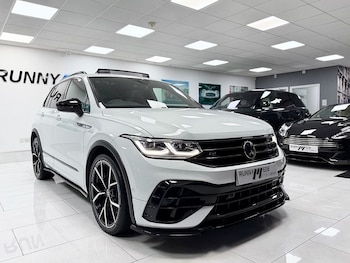 2022 - 2.0 TSI 320 4Motion R 5dr DSG