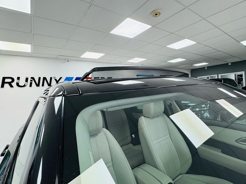 Used Land Rover Range Rover Velar 2018 for sale - 76692609: Photo 10