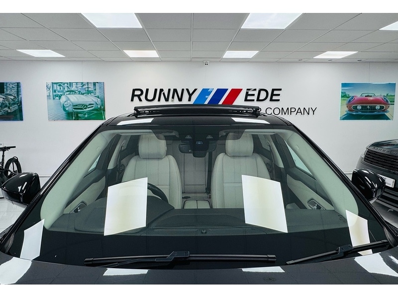 Used Land Rover Range Rover Velar 2018 for sale - 76692609: Photo 11