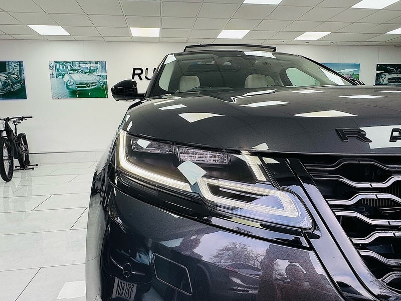 Used Land Rover Range Rover Velar 2018 for sale - 76692609: Photo 12