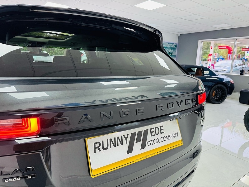 Used Land Rover Range Rover Velar 2018 for sale - 76692609: Photo 17