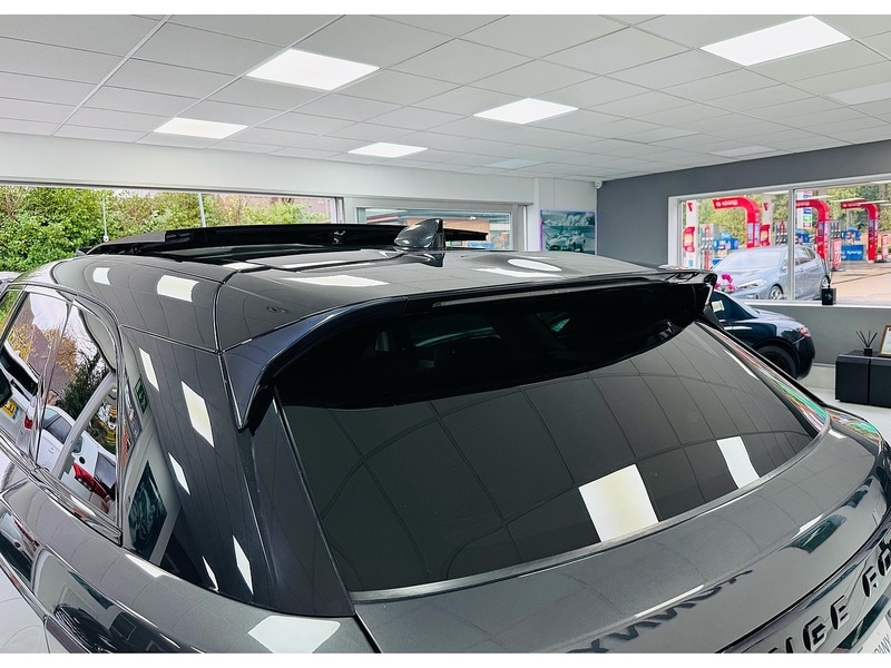 Used Land Rover Range Rover Velar 2018 for sale - 76692609: Photo 18