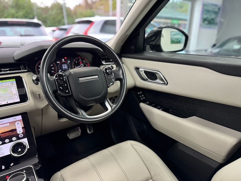 Used Land Rover Range Rover Velar 2018 for sale - 76692609: Photo 21