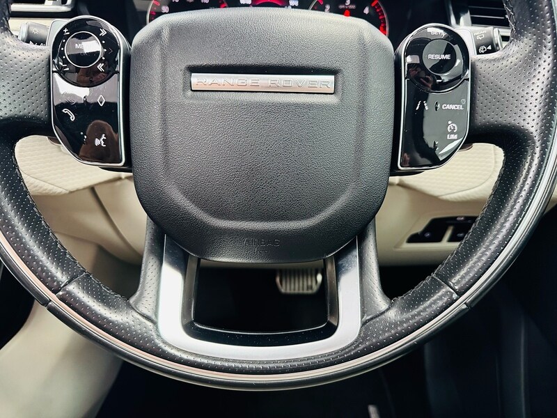 Used Land Rover Range Rover Velar 2018 for sale - 76692609: Photo 27