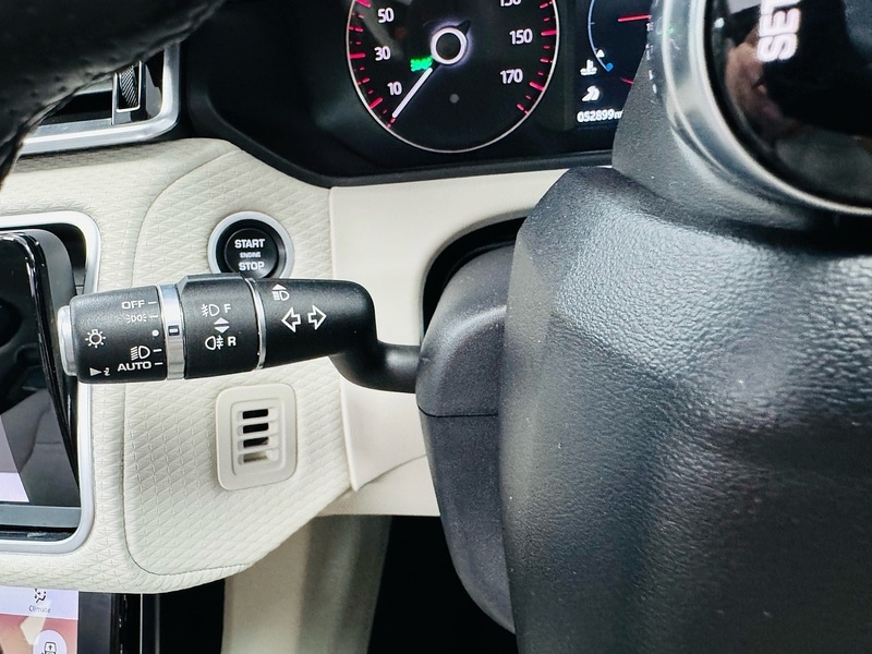 Used Land Rover Range Rover Velar 2018 for sale - 76692609: Photo 29