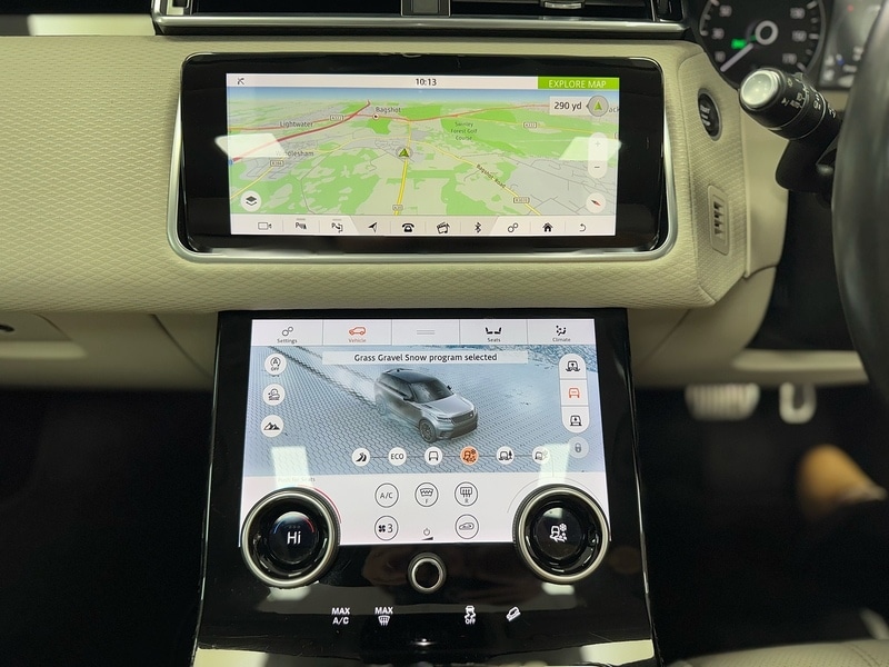 Used Land Rover Range Rover Velar 2018 for sale - 76692609: Photo 40