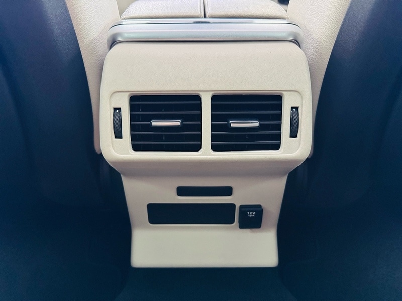 Used Land Rover Range Rover Velar 2018 for sale - 76692609: Photo 51