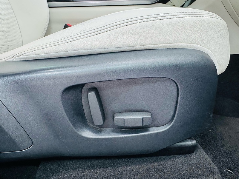 Used Land Rover Range Rover Velar 2018 for sale - 76692609: Photo 57