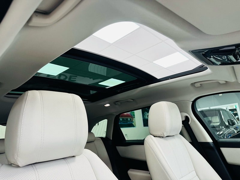 Used Land Rover Range Rover Velar 2018 for sale - 76692609: Photo 62