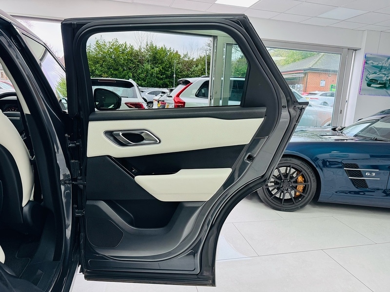 Used Land Rover Range Rover Velar 2018 for sale - 76692609: Photo 72