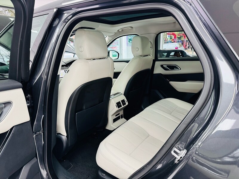 Used Land Rover Range Rover Velar 2018 for sale - 76692609: Photo 74