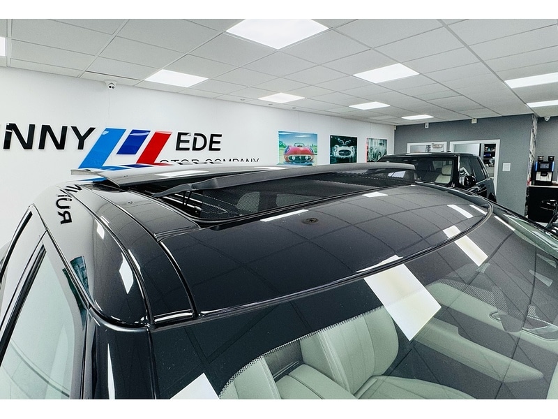 Used Land Rover Range Rover Velar 2018 for sale - 76692609: Photo 9