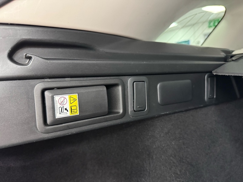 Used Land Rover Range Rover Velar 2018 for sale - 76692609: Photo 93