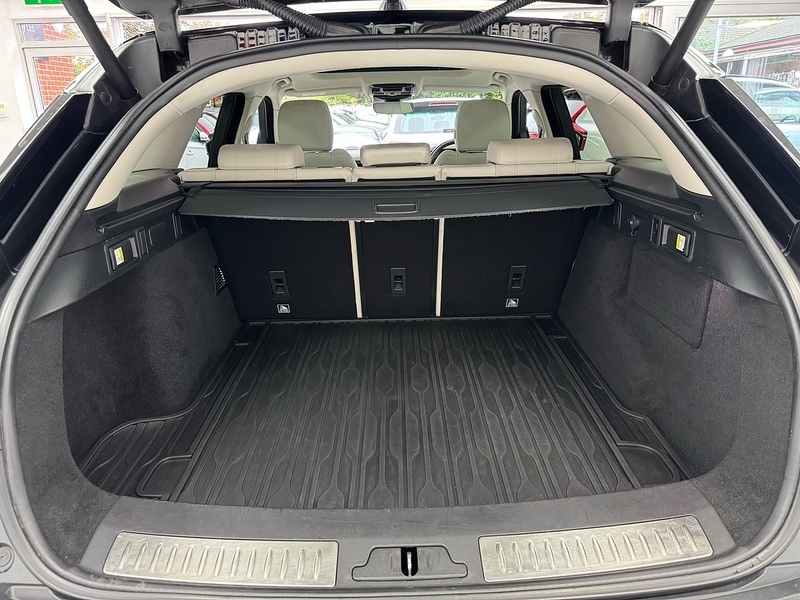 Used Land Rover Range Rover Velar 2018 for sale - 76692609: Photo 94