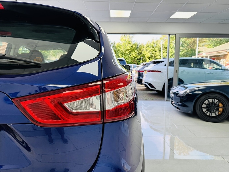 Used Nissan Qashqai 2015 for sale - 76784455: Photo 15