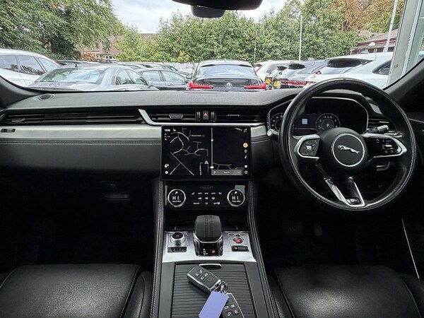 Used Jaguar F-Pace 2021 for sale - 76280462: Photo 17