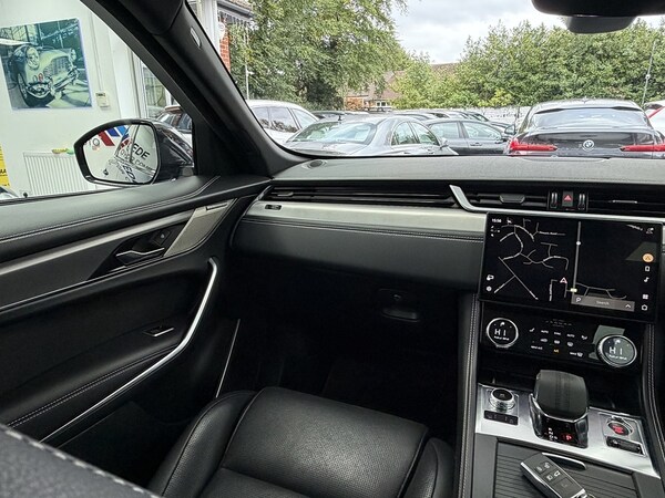 Used Jaguar F-Pace 2021 for sale - 76280462: Photo 18
