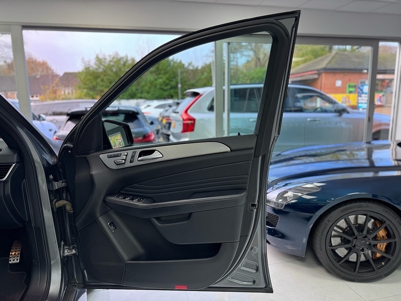 Used Mercedes-Benz GLE 2018 for sale - 76973993: Photo 53