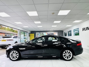 Used Jaguar XF 2016 for sale - 76027060: Photo