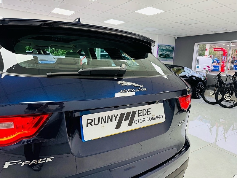 Used Jaguar F-Pace 2017 for sale - 76845874: Photo 13