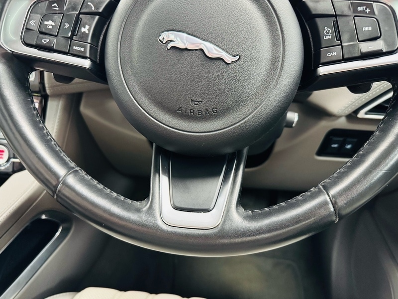 Used Jaguar F-Pace 2017 for sale - 76845874: Photo 22