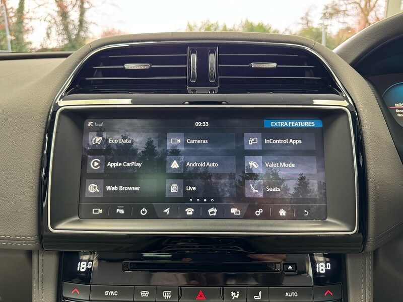 Used Jaguar F-Pace 2017 for sale - 76845874: Photo 29