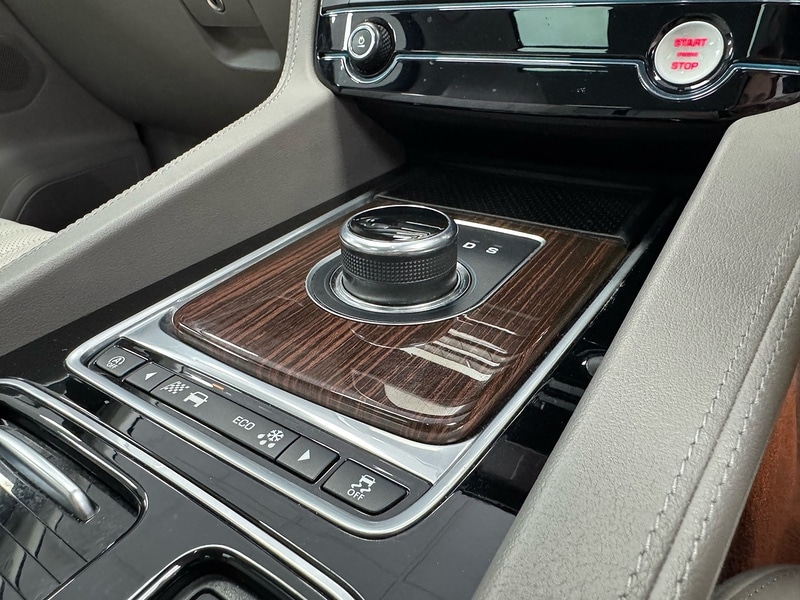 Used Jaguar F-Pace 2017 for sale - 76845874: Photo 36