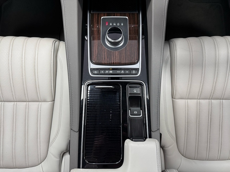 Used Jaguar F-Pace 2017 for sale - 76845874: Photo 39