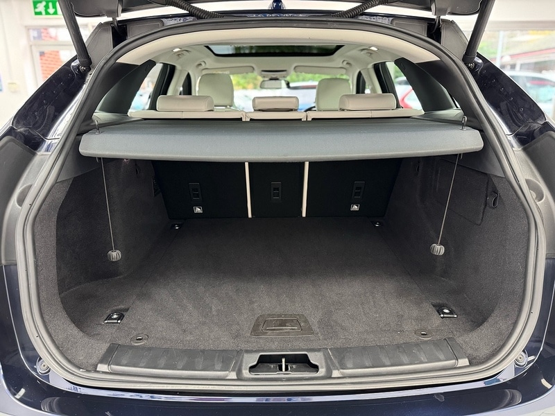 Used Jaguar F-Pace 2017 for sale - 76845874: Photo 90