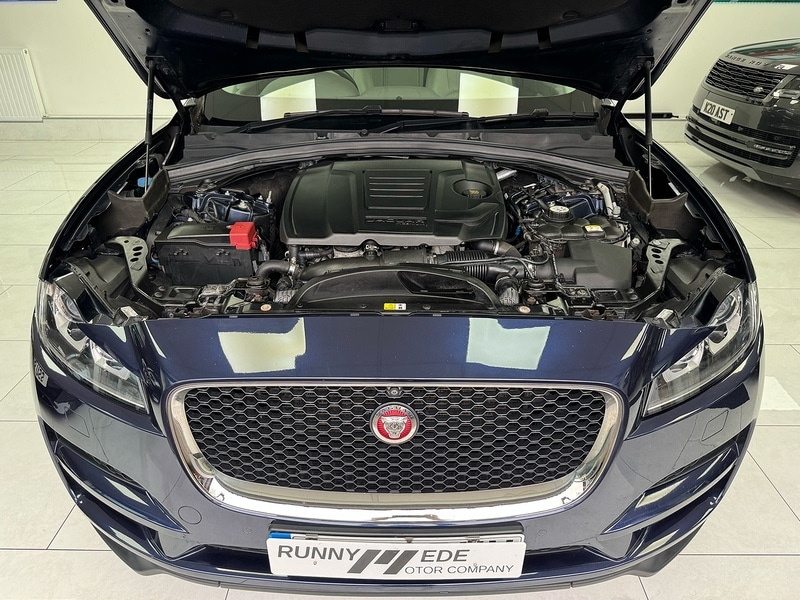 Used Jaguar F-Pace 2017 for sale - 76845874: Photo 99