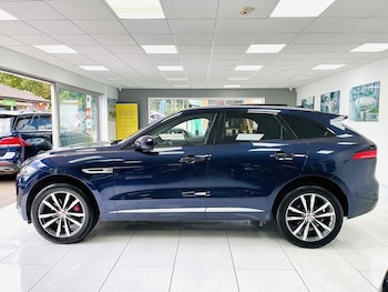 Used Jaguar F-Pace 2016 for sale - 75536128: Photo
