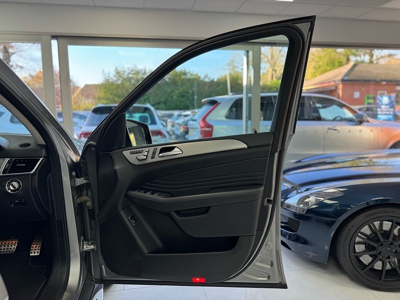 Used Mercedes-Benz GLE 2016 for sale - 76740842: Photo 59