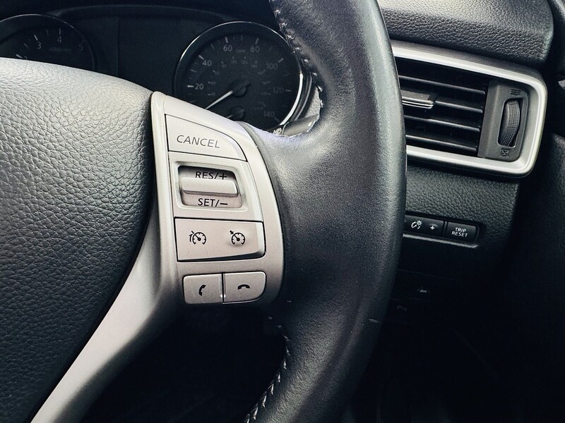 Used Nissan Qashqai 2015 for sale - 75961208: Photo 24