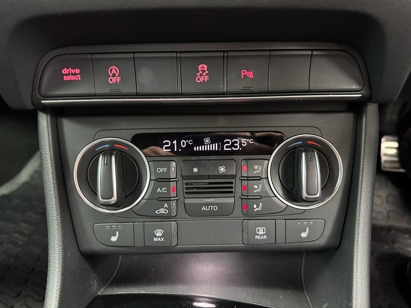 Used Audi Q3 2017 for sale - 76986544: Photo 38