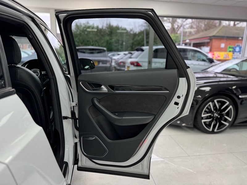 Used Audi Q3 2017 for sale - 76986544: Photo 63