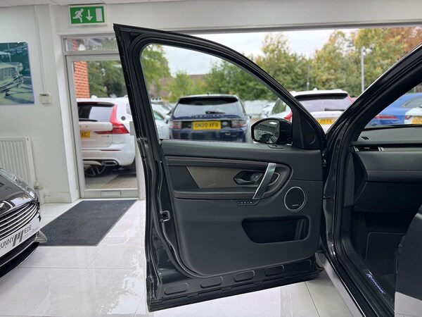 Used Land Rover Discovery Sport 2020 for sale - 76267438: Photo 76