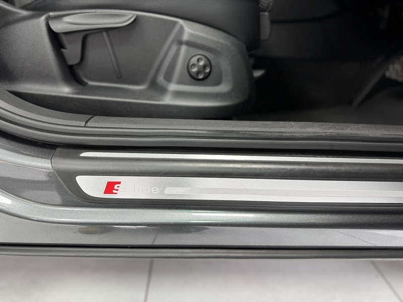 Used Audi Q3 2015 for sale - 76527276: Photo 41