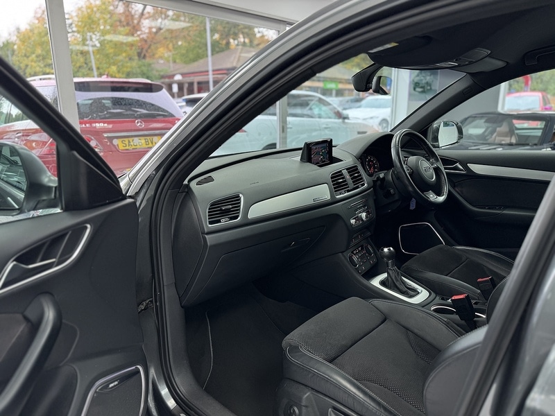 Used Audi Q3 2015 for sale - 76527276: Photo 54