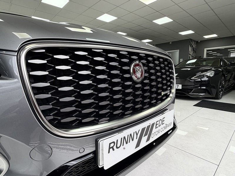 Used Jaguar F-Pace 2022 for sale - 76267444: Photo 12