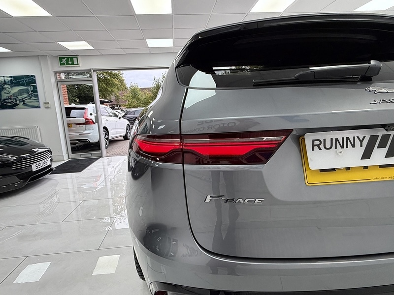 Used Jaguar F-Pace 2022 for sale - 76267444: Photo 16