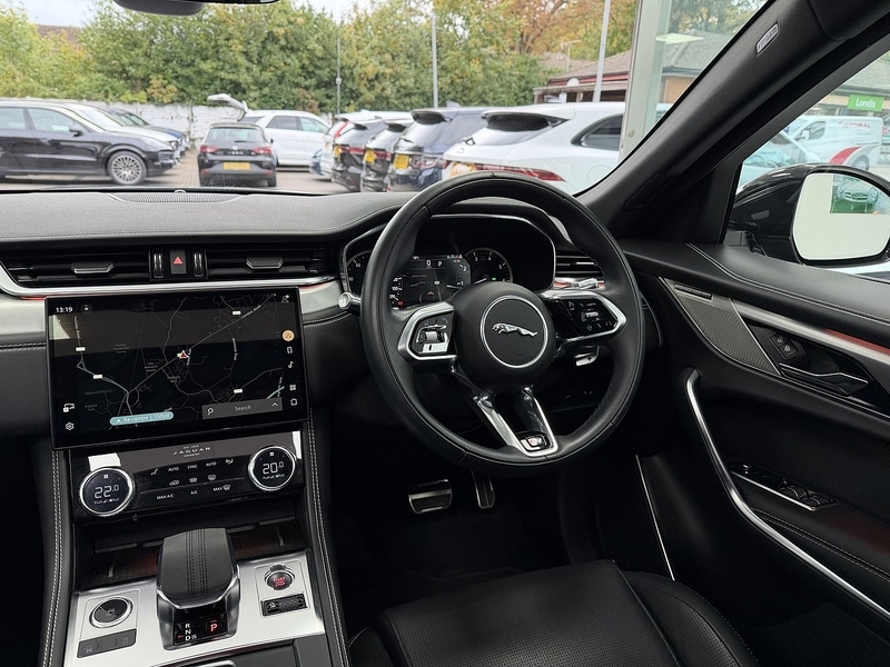 Used Jaguar F-Pace 2022 for sale - 76267444: Photo 19