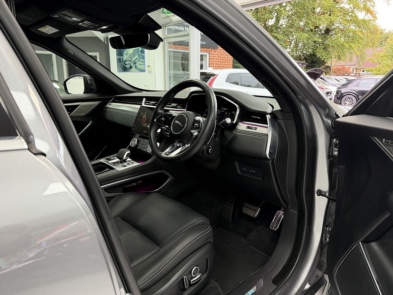 Used Jaguar F-Pace 2022 for sale - 76267444: Photo 42