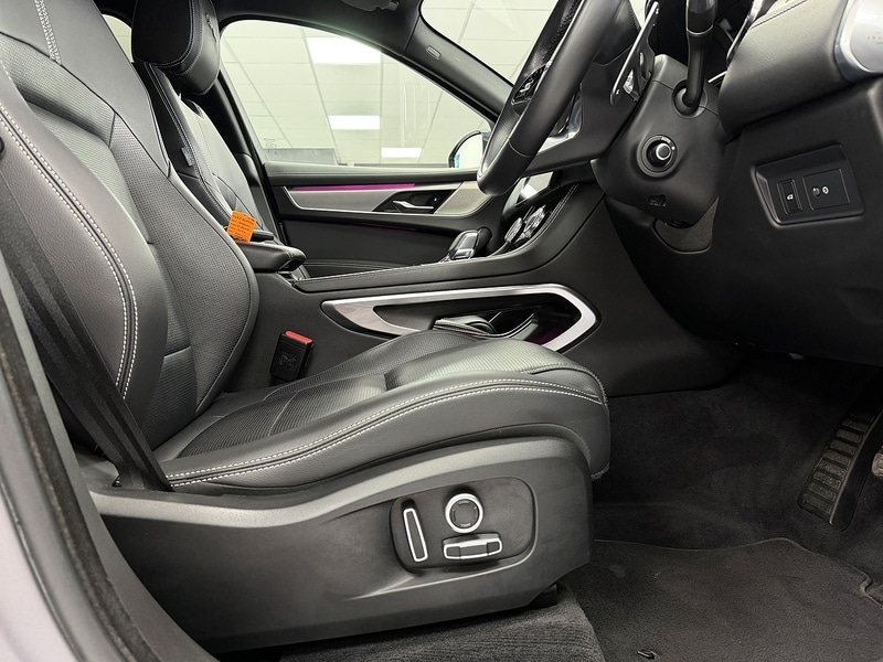 Used Jaguar F-Pace 2022 for sale - 76267444: Photo 43