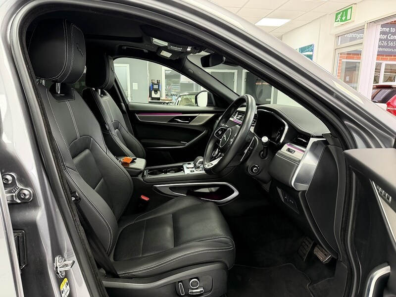Used Jaguar F-Pace 2022 for sale - 76267444: Photo 44