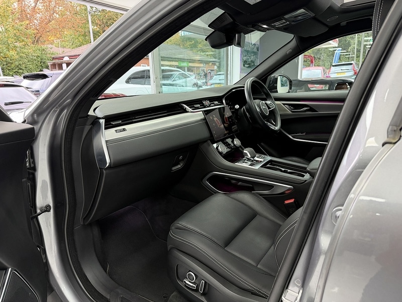 Used Jaguar F-Pace 2022 for sale - 76267444: Photo 61