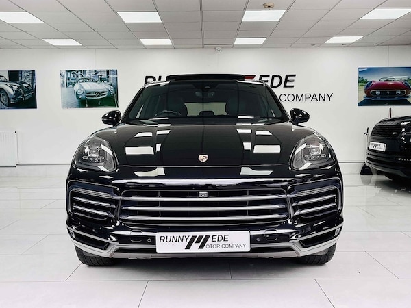 Used Porsche Cayenne 2018 for sale - 75456981: Photo 2